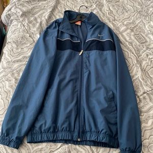 VINTAGE NAVY NIKE WINDBREAKER